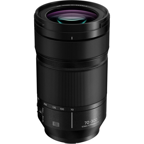 Panasonic Lumix S 70-300mm f/4.5-5.6 MACRO O.I.S. - 1